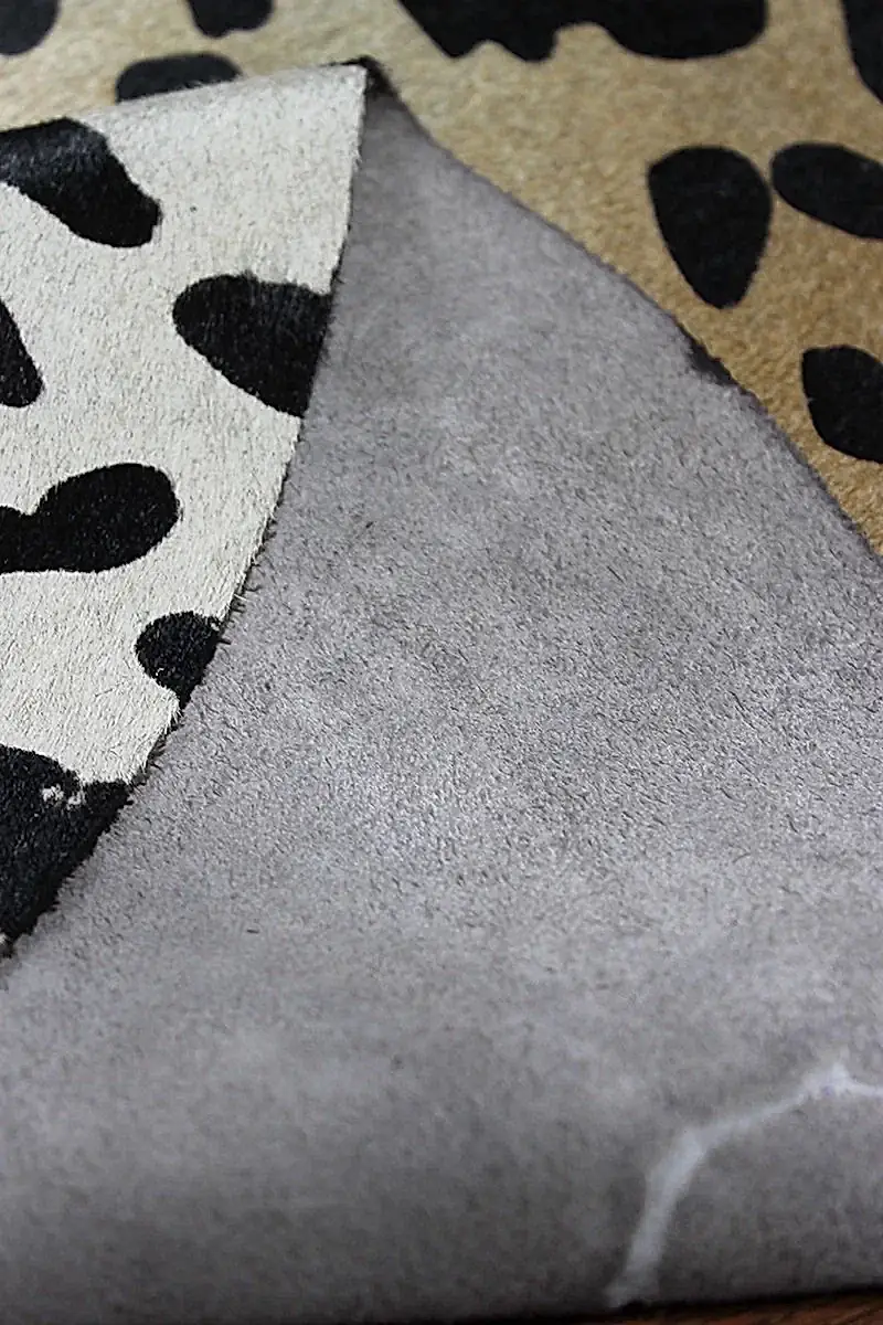 Leopar Desen Holstein Dana Postu