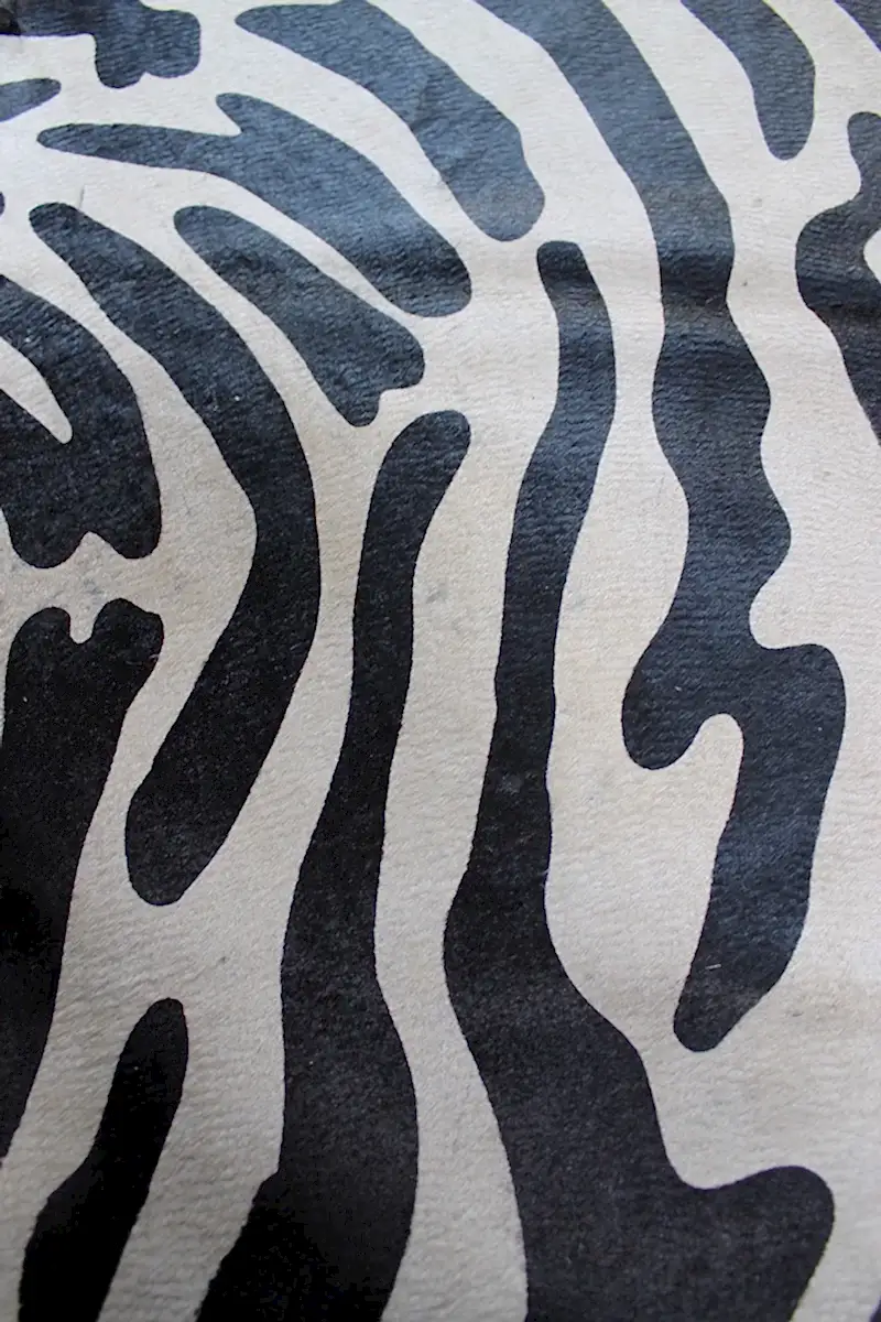 Zebra Desen Holstein Dana Postu