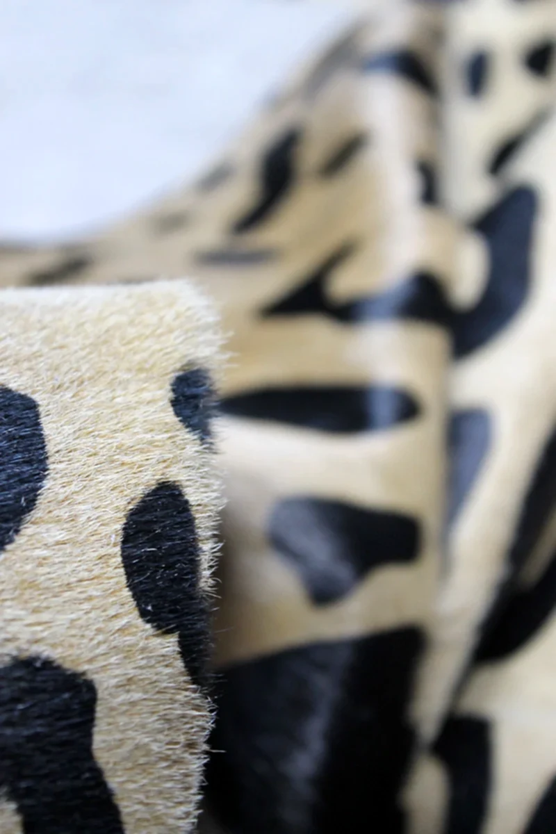 Leopar Desen Holstein Dana Postu